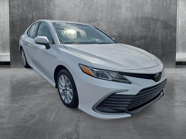 Vehicle image 5 of 24