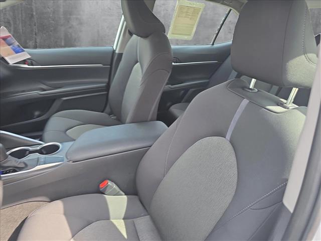 Vehicle image 13 of 24