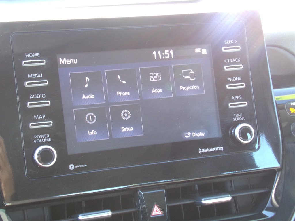 Vehicle image 27 of 39