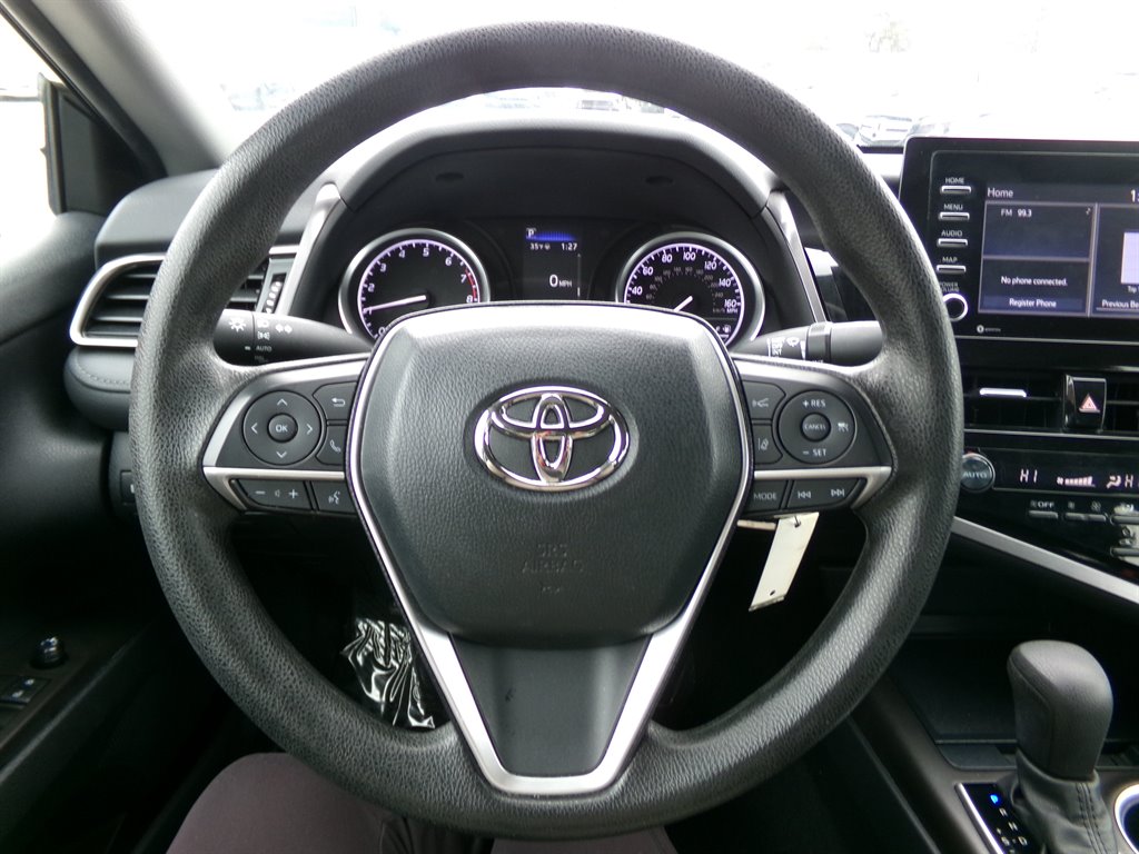 Vehicle image 21 of 39