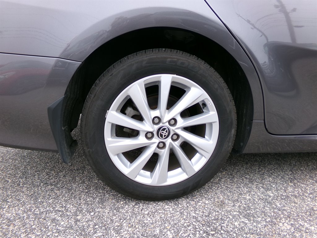 Vehicle image 34 of 39