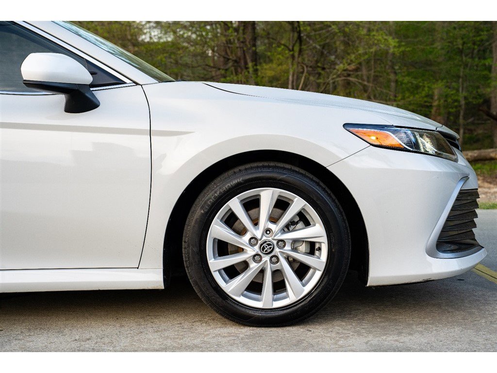 Vehicle image 7 of 31