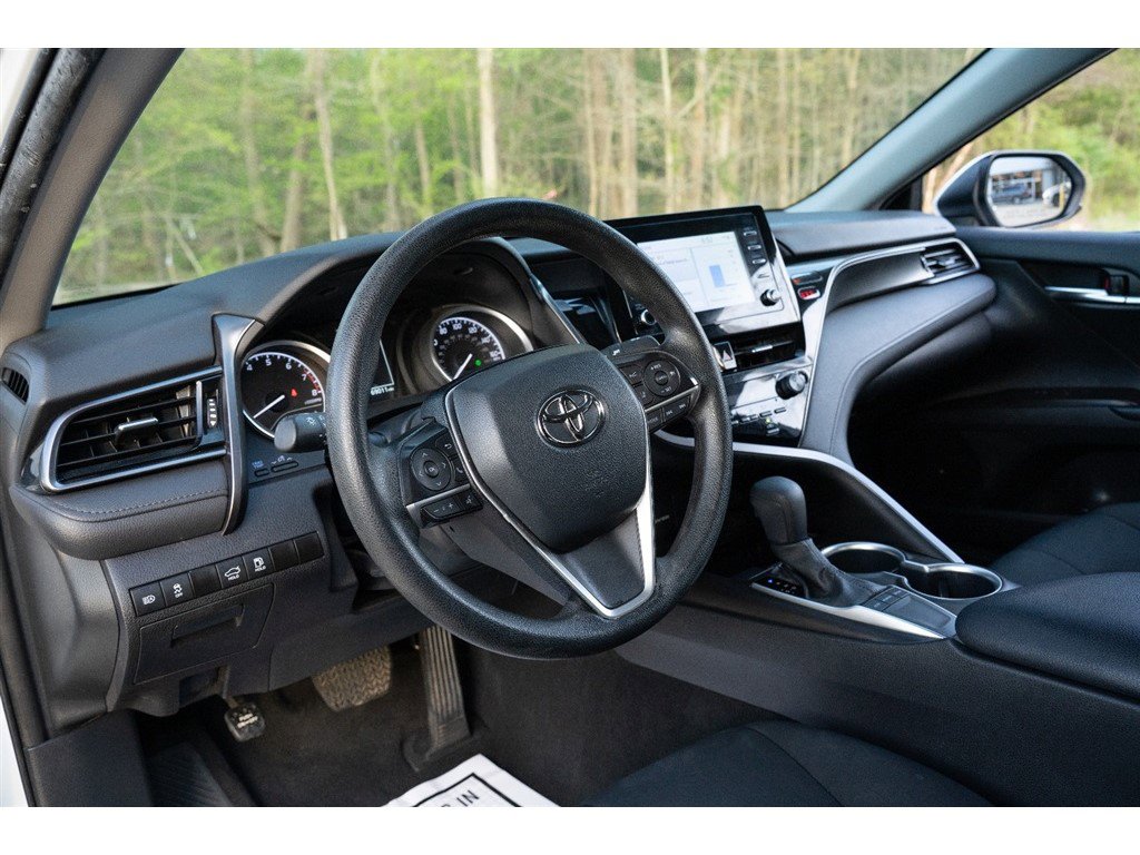 Vehicle image 20 of 31