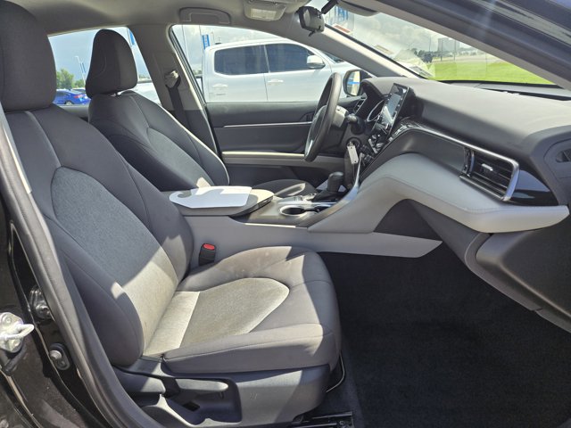Vehicle image 12 of 15