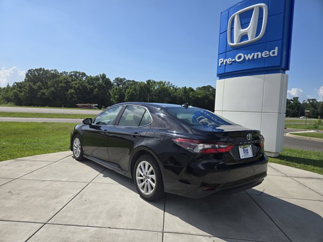 Vehicle image 7 of 15