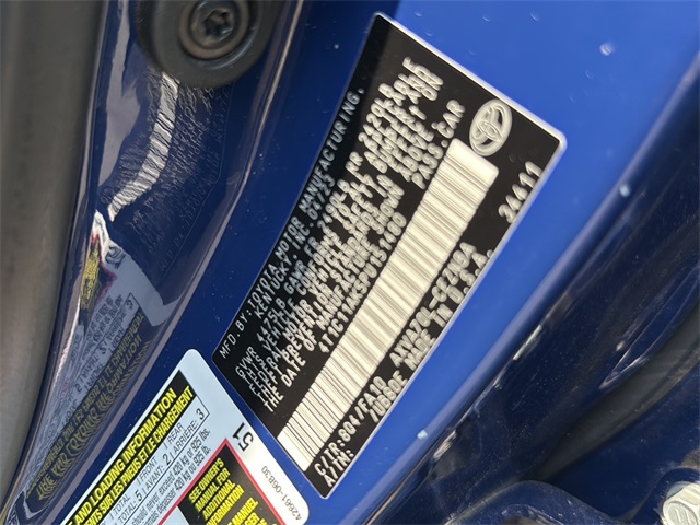 Vehicle image 24 of 31