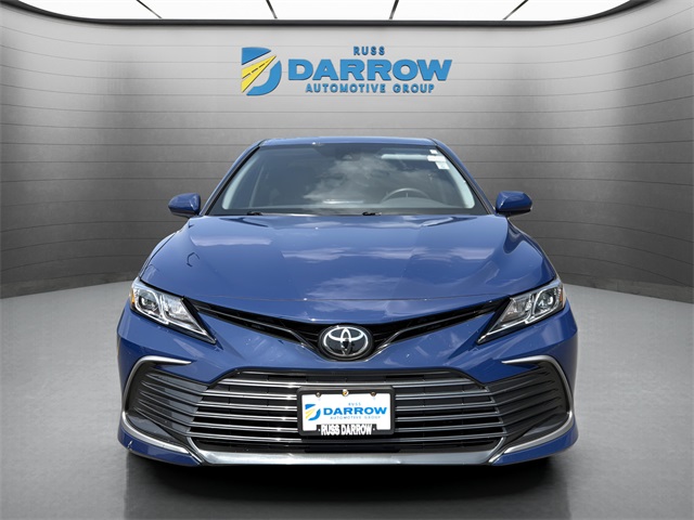 Vehicle image 2 of 31