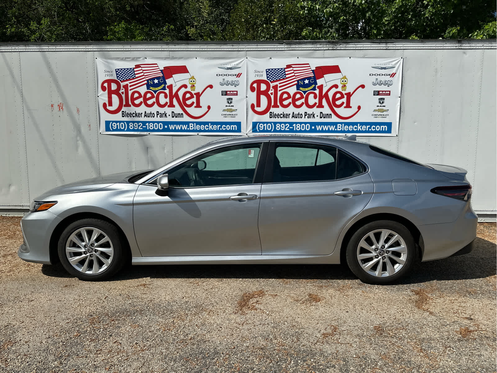 Vehicle image 8 of 51