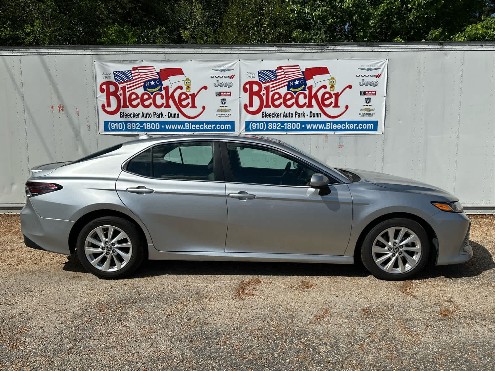 Vehicle image 4 of 51