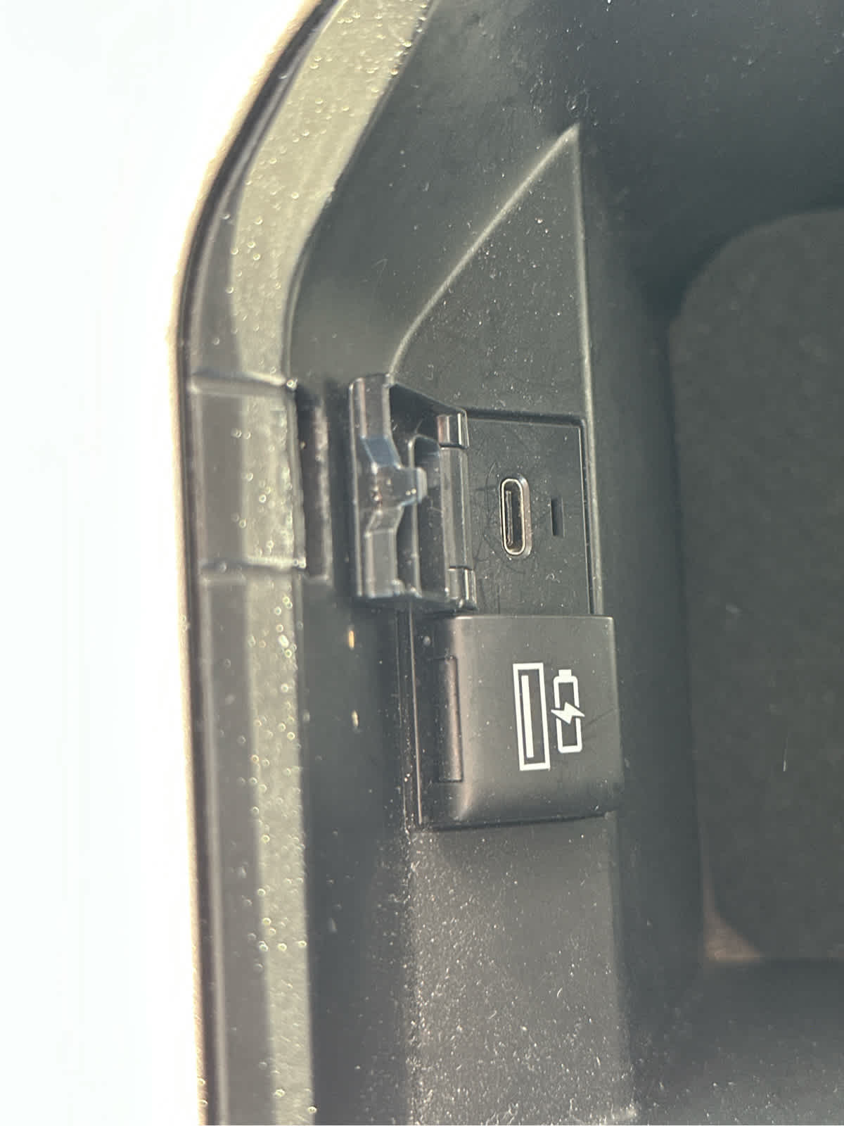 Vehicle image 40 of 51