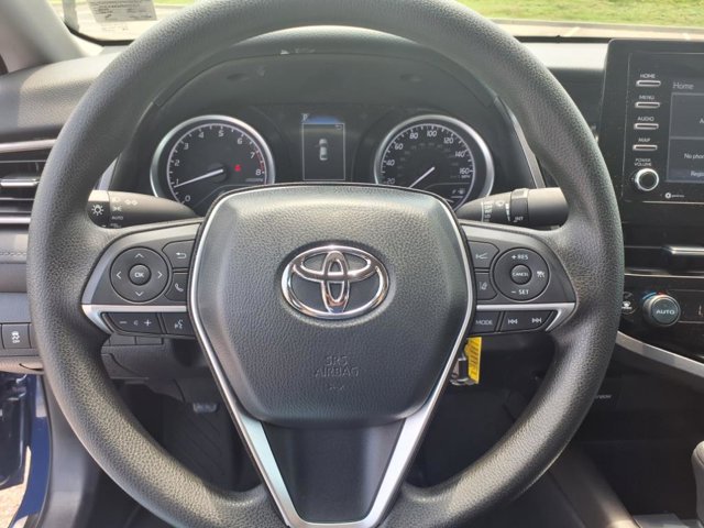 Vehicle image 14 of 20