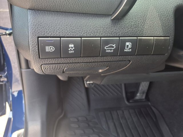 Vehicle image 12 of 20