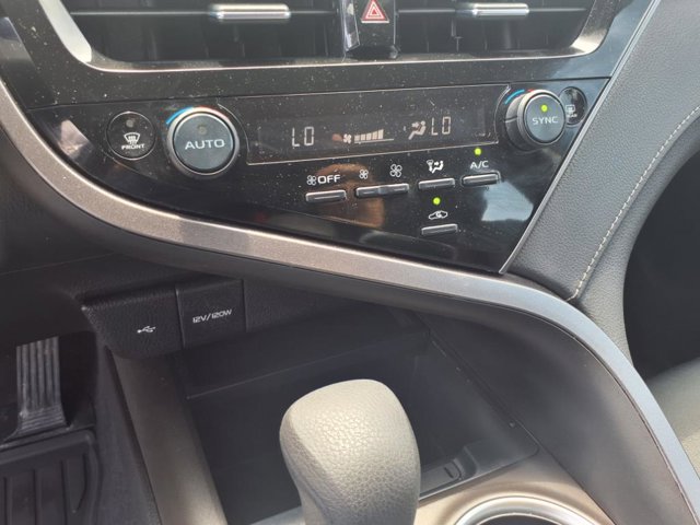 Vehicle image 16 of 20