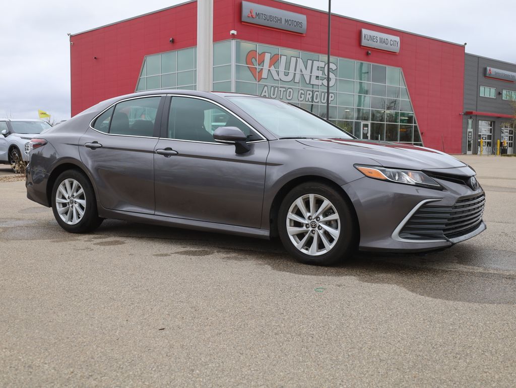 Vehicle image 4 of 36