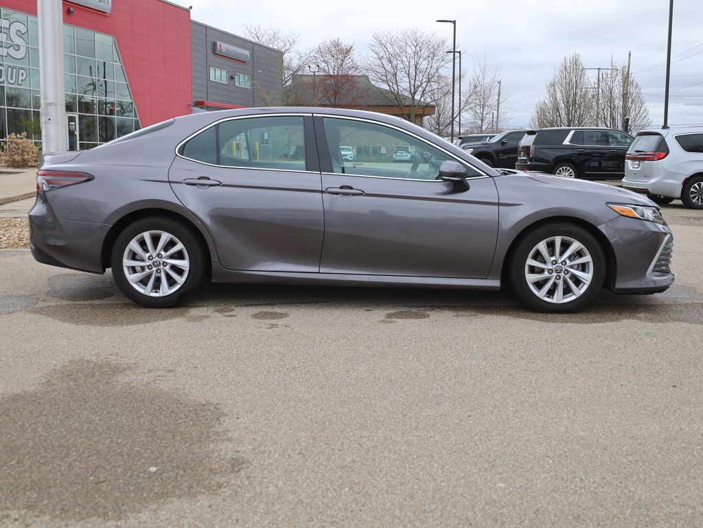 Vehicle image 5 of 36