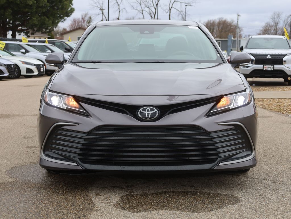 Vehicle image 2 of 36