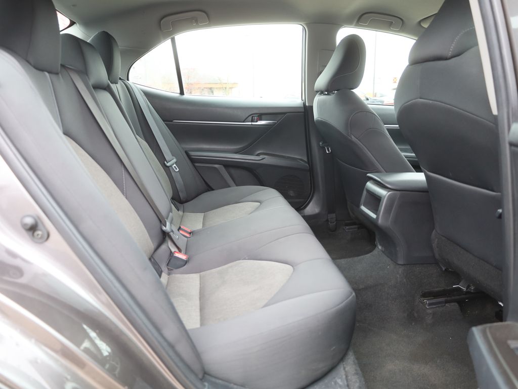 Vehicle image 12 of 36