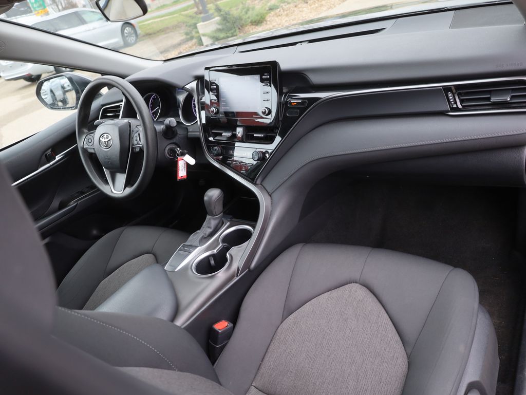 Vehicle image 11 of 36
