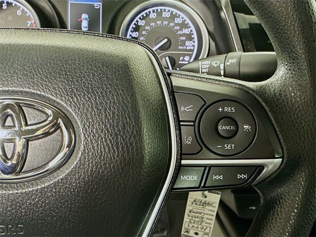 Vehicle image 12 of 30