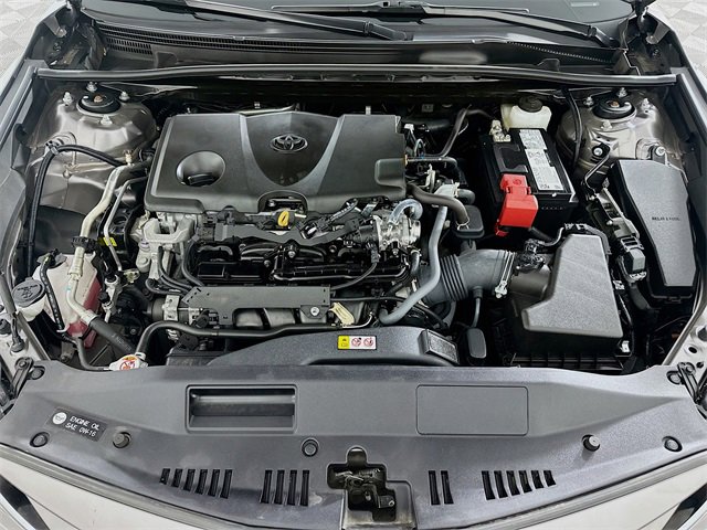Vehicle image 28 of 30
