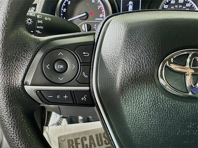 Vehicle image 11 of 30