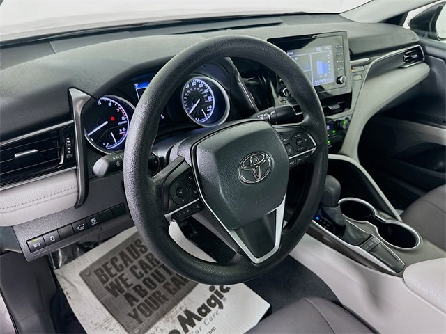 Vehicle image 9 of 30