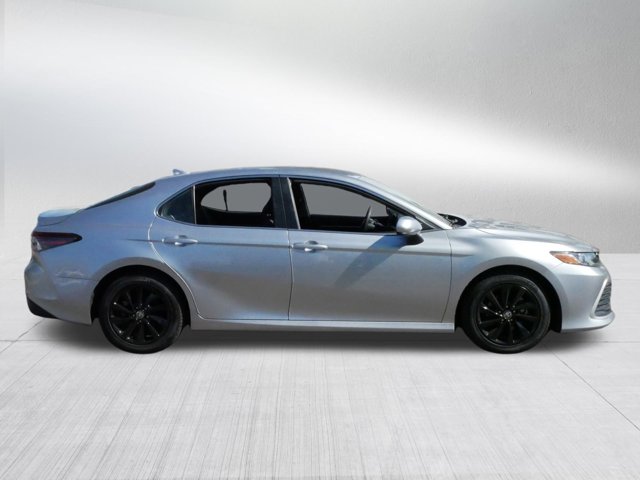 Vehicle image 4 of 33