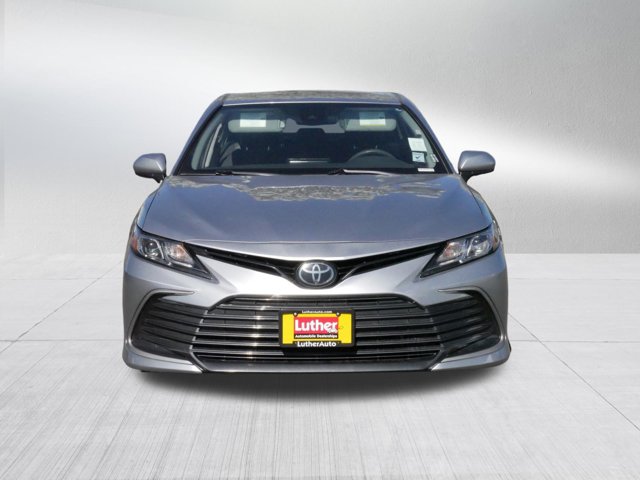 Vehicle image 2 of 33