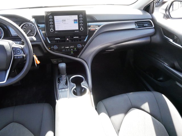 Vehicle image 11 of 33