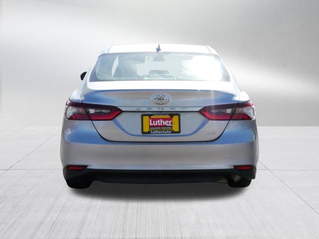 Vehicle image 6 of 33