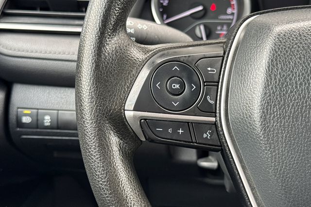 Vehicle image 27 of 34