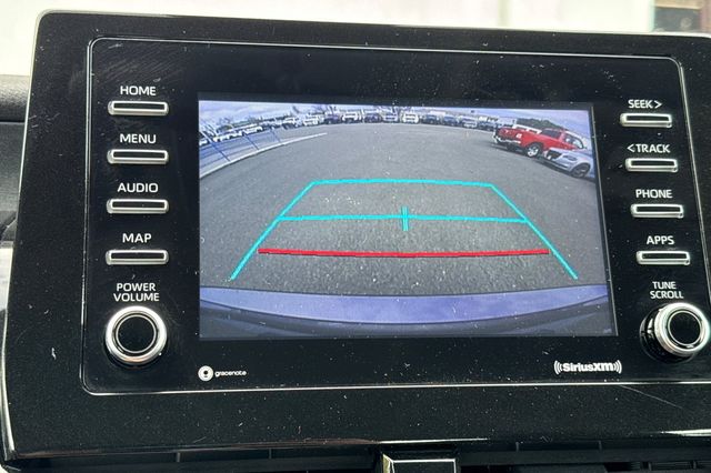 Vehicle image 23 of 34