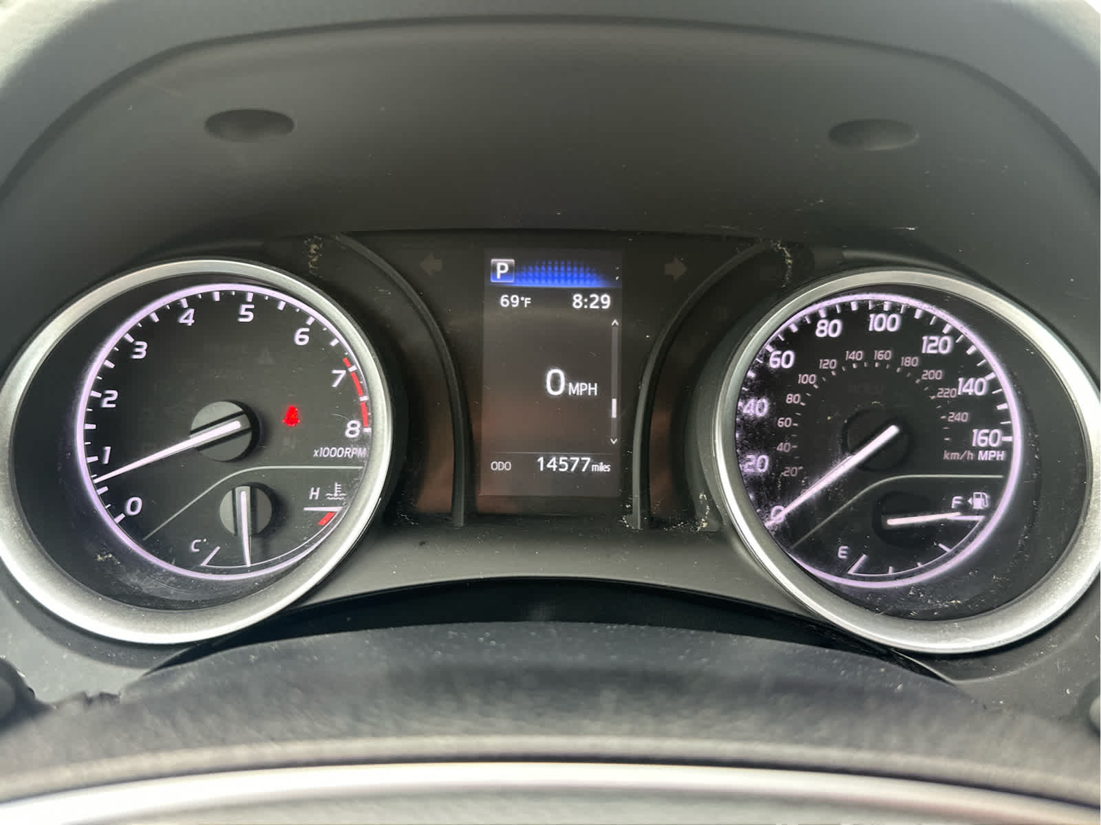 Vehicle image 31 of 44