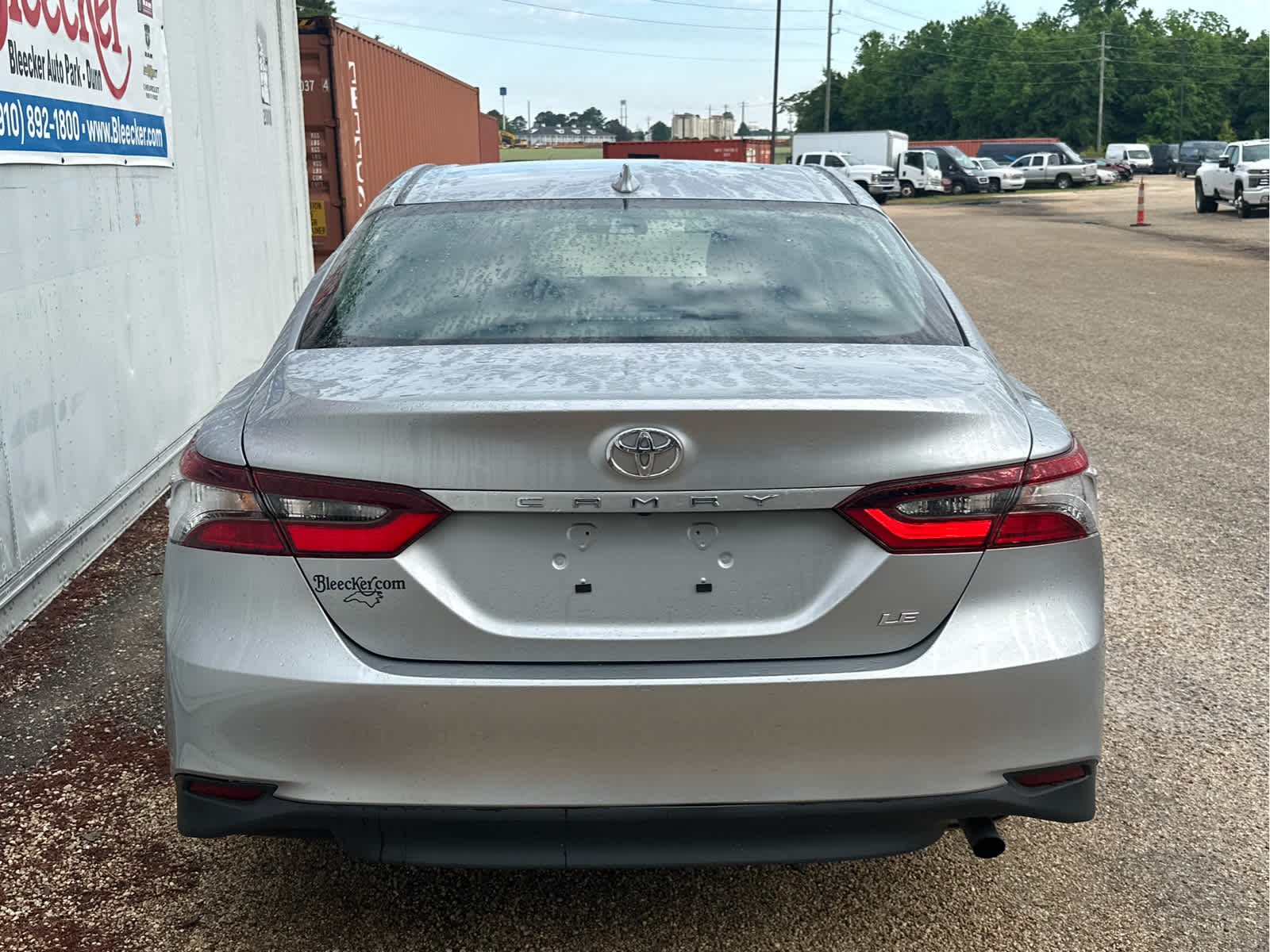 Vehicle image 6 of 44