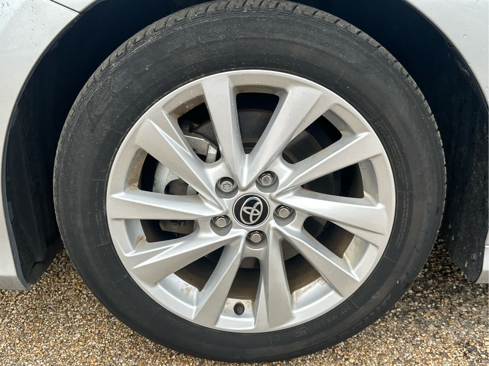 Vehicle image 10 of 44