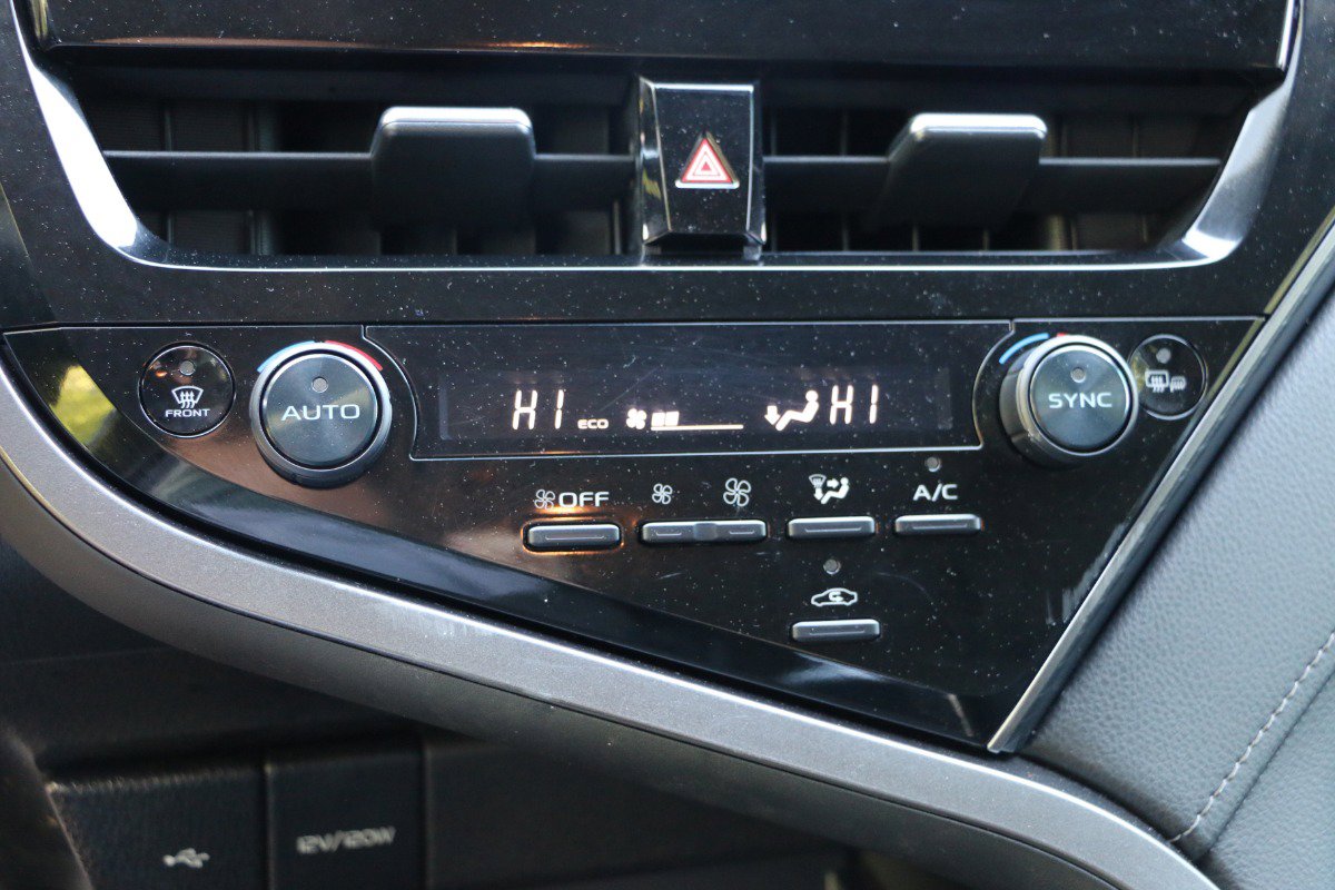 Vehicle image 20 of 29