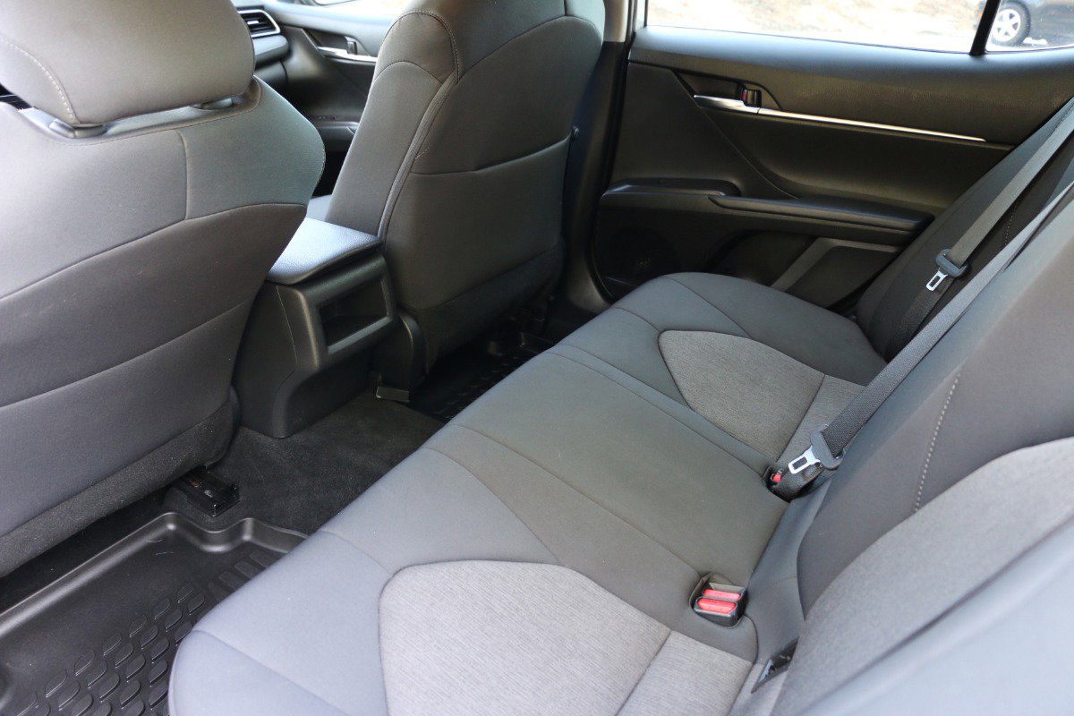 Vehicle image 26 of 29