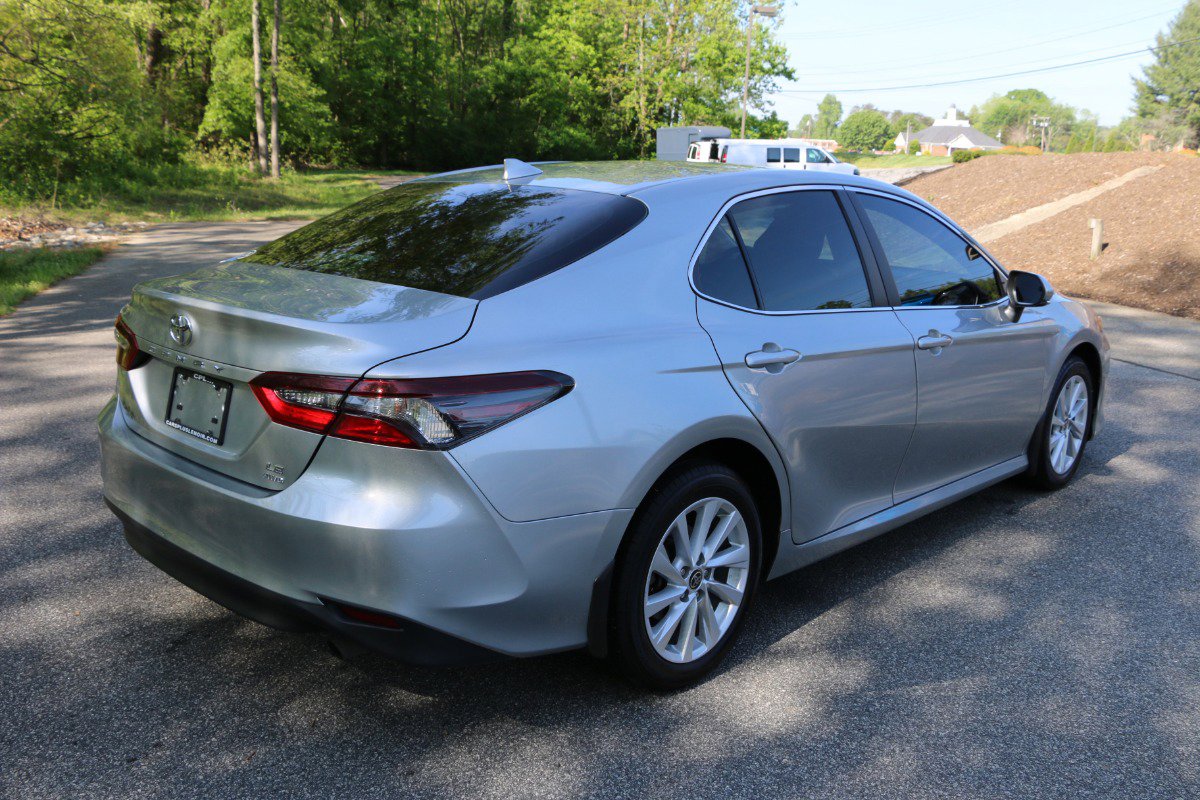 Vehicle image 5 of 29