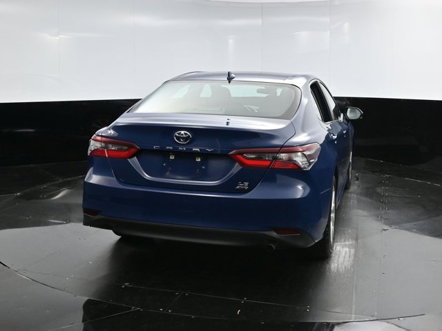 Vehicle image 19 of 41