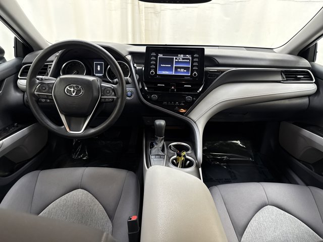 Vehicle image 15 of 28