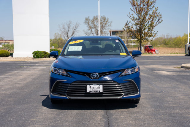 Vehicle image 2 of 35