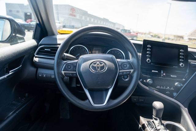 Vehicle image 14 of 35