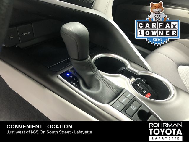 Vehicle image 21 of 30