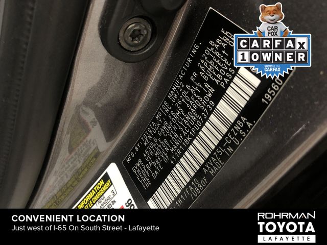 Vehicle image 17 of 30