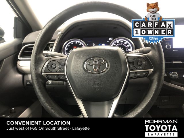Vehicle image 25 of 30