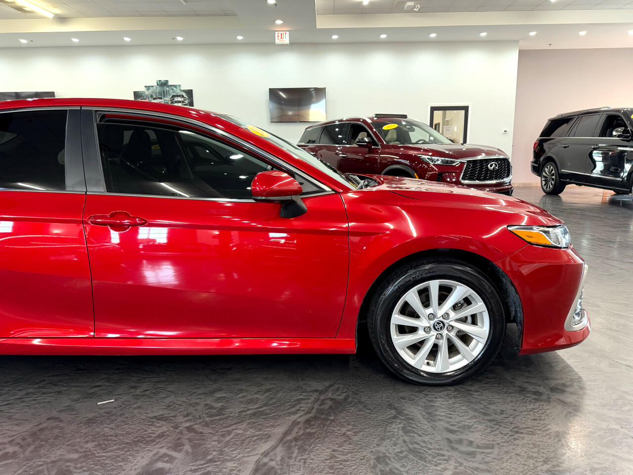 Vehicle image 12 of 50