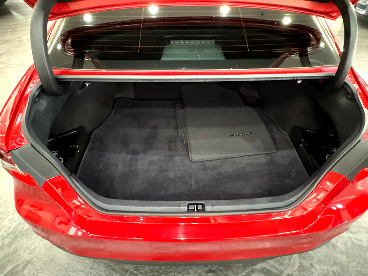 Vehicle image 41 of 50