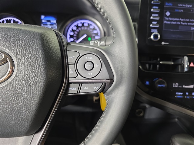Vehicle image 24 of 37
