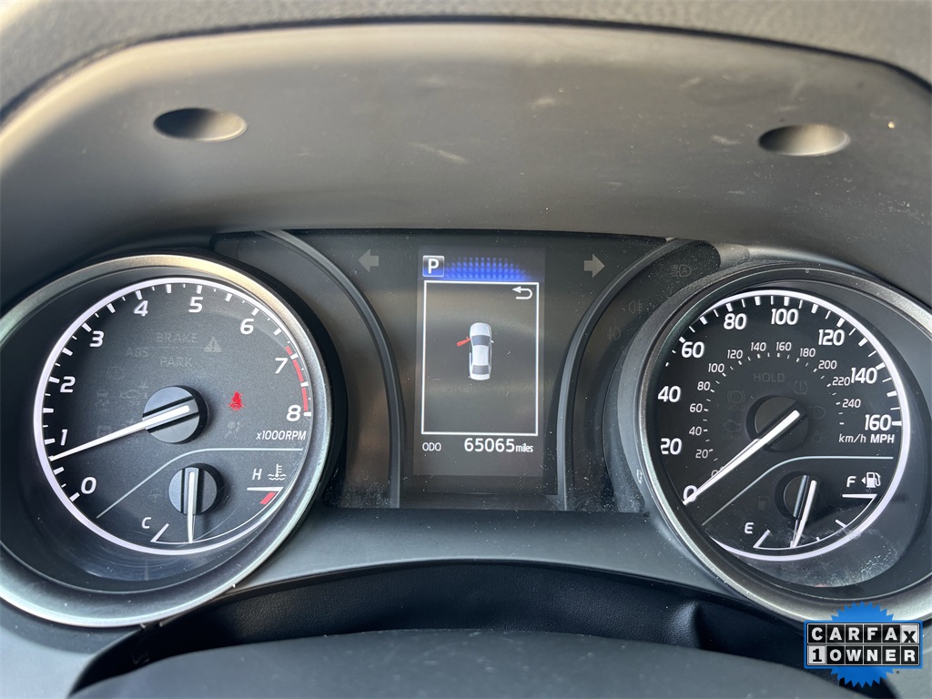 Vehicle image 12 of 26