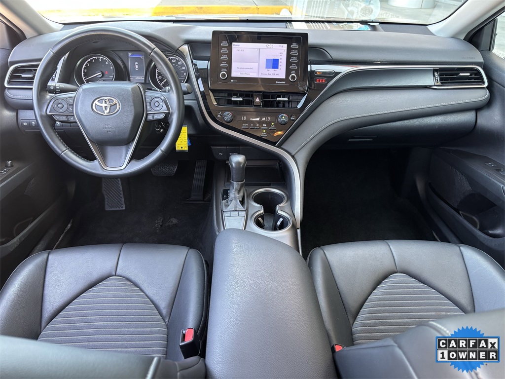 Vehicle image 9 of 26